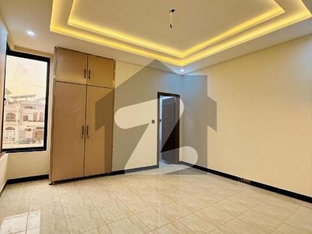 Prime Location 6 Marla House For Sale In Beautiful Arbab Sabz Ali Khan Town Executive Lodges