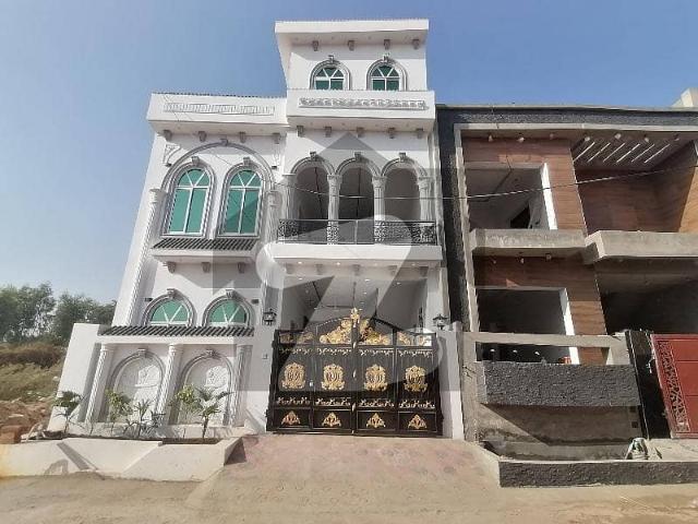 Prime Location 6 Marla House Situated In Gulshan Abad Sector 3 For Sale