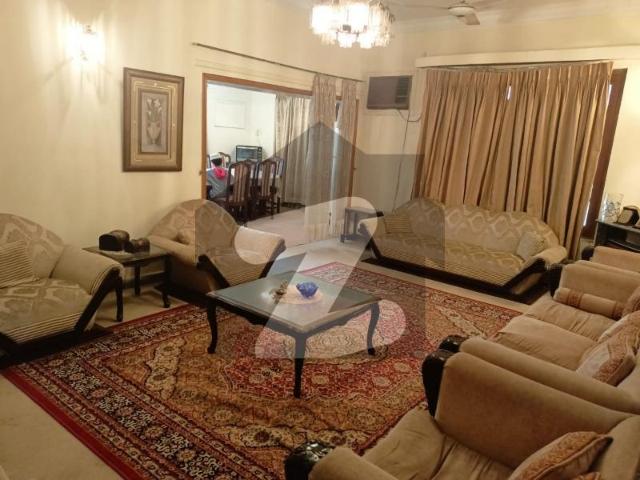 Prime Location 6 Bed, 6 Bath House for Sale in F 10, Islamabad 555 Sqy, 50x100 F 10