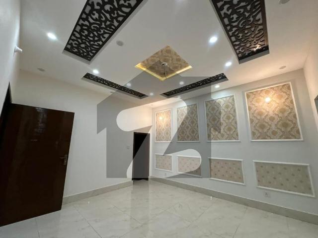 Prime Location 6.5 Marla Beautiful House with Hybrid Solar System and Gas Meter Available For Rent Buch Executive Villas