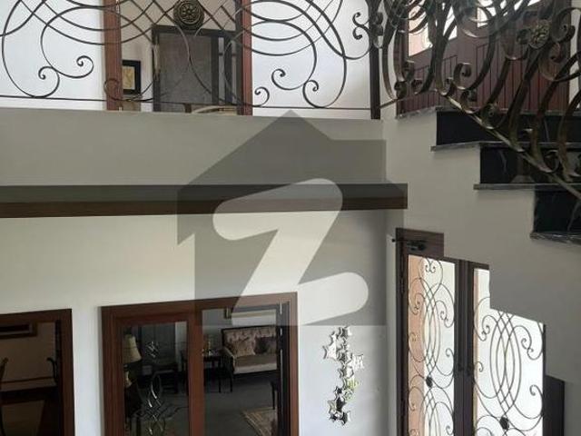 Prime Location 700 Square Yards House Available In DHA Phase 8 For sale DHA Phase 8