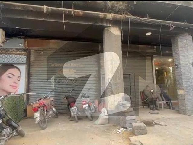 Prime Location 748 Square Feet Shop Is Available For Sale In Shaheed Millat Road