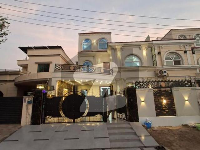 Prime Location 7 Marla House In Beautiful Location Of Buch Executive Villas In Buch Executive Villas