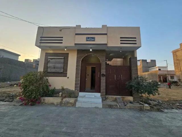 Prime location 80 square yards single house gold block north town residency karachi gadap town id 102948