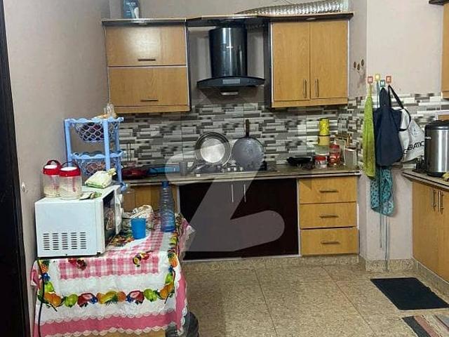 Prime Location 80 Square Yards Upper Portion Is Available In Federal B Area Block 14