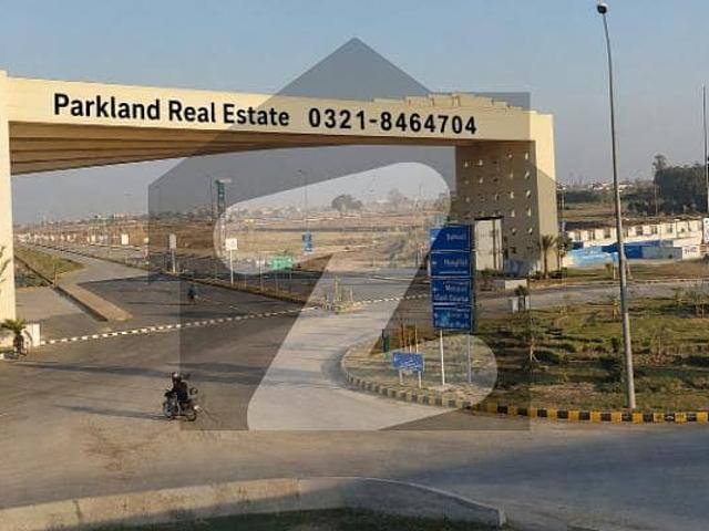 Prime Location 8 Marla Commercial Plot in Zone 3 Open Possession Available