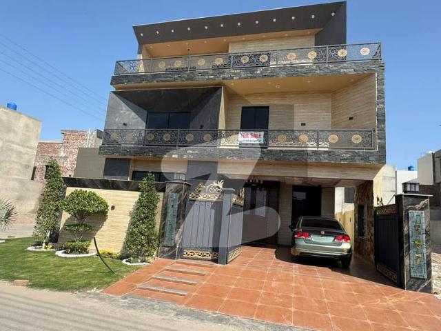 Prime Location 8 Marla House For Sale In Rs. 37000 Only