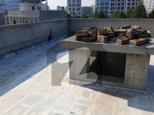 Prime Location 8.5 Marla Grey Structure For Sale Sector I Bahria Enclave Sector I