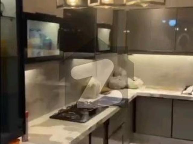 Prime Location 950 Square Feet Flat Is Available For rent In DHA Phase 5