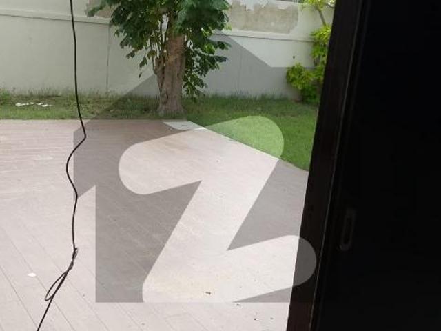 Prime Location 1000 Square Yards House Is Available In Affordable Price In DHA Phase 5