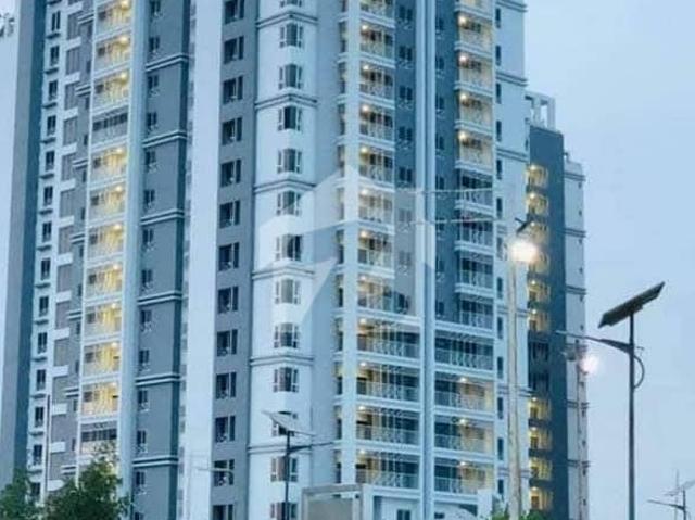Prime Location 1000 Square Feet Spacious Flat Is Available In Callachi Cooperative Housing Society For Rent