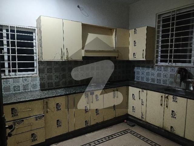 Prime Location 10 Marla Lower Ground Open Basement Portion Available For Rent Near Main Markaz Gulshan Abad