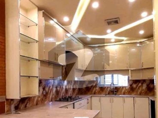 Prime Location 10 Marla House For sale In The Perfect Location Of Citi Housing Society