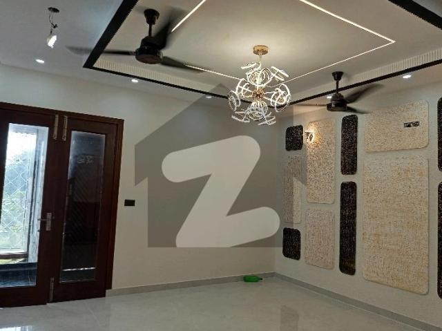 Prime Location 10 Marla House For sale In Citi Housing Society
