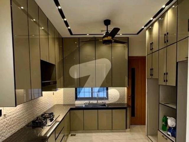 Prime Location 10 Marla House For sale In Citi Housing Society