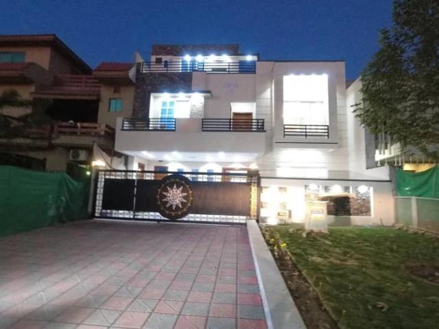 Prime Location 10 Marla House For sale In G 13/2 Islamabad G 13 ID 86568