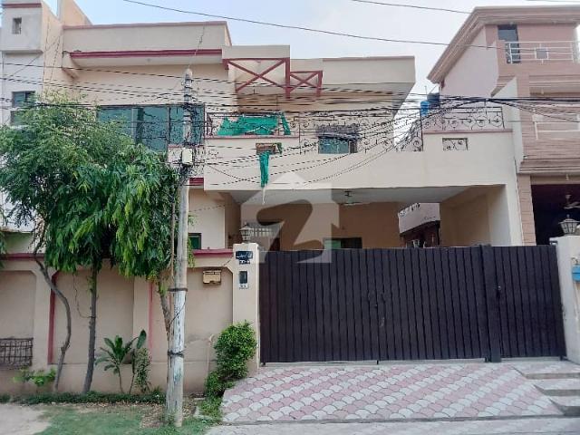 Prime Location 10 Marla House For Sale In Punjab Coop Housing Block E Lahore