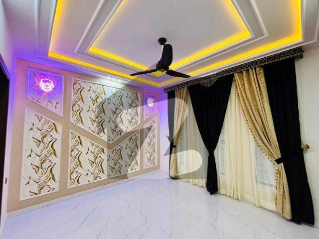 Prime Location 10 Marla House In Citi Housing Society