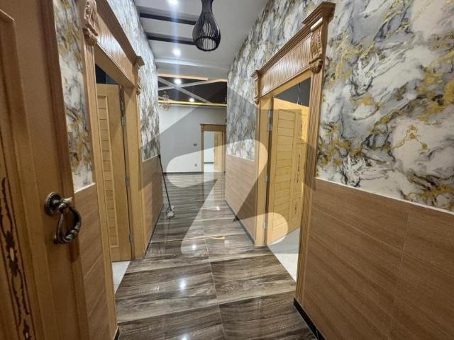 Prime Location 10 Marla House Is Available In Affordable Price In Hayatabad Phase 7