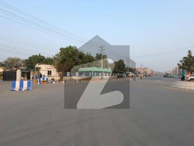 Prime Location 10 Marla Residential Plot In Beautiful Location Of Central Park Housing Scheme