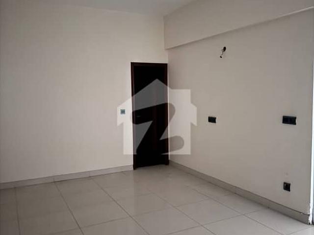 Prime Location 1100 Square Feet Flat Is Available For Rent In PECHS
