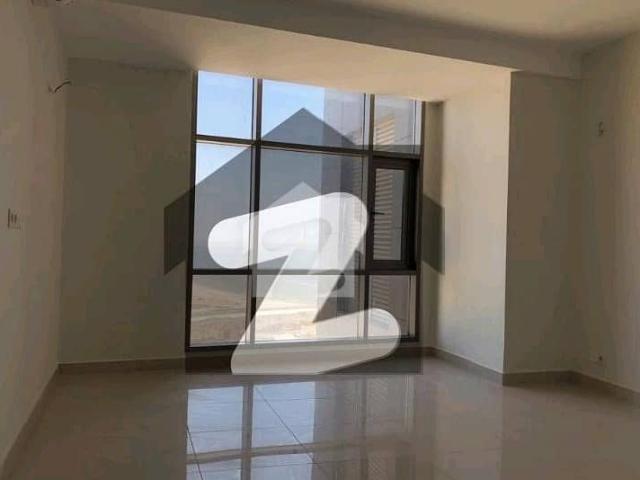 Prime Location 1211 Square Feet Flat Up For Sale In Emaar Reef Towers