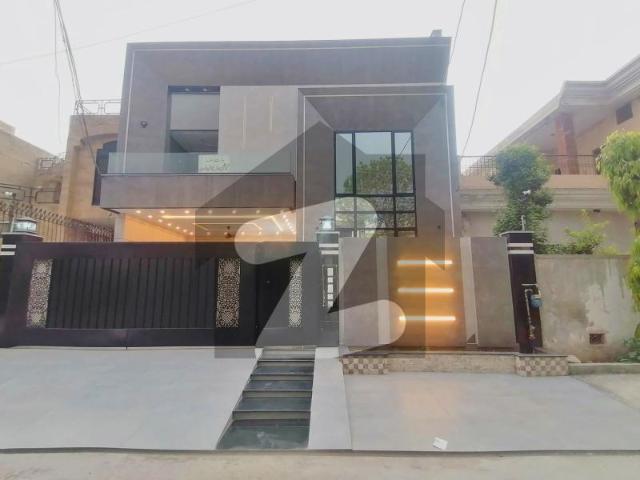 Prime Location 12 Marla House Available For Sale In Board Of Revenue Society Block B, Lahore Board of Revenue Society Block B