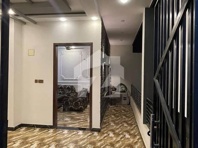 Prime Location 1300 Square Feet Flat For Sale Available In North Nazimabad