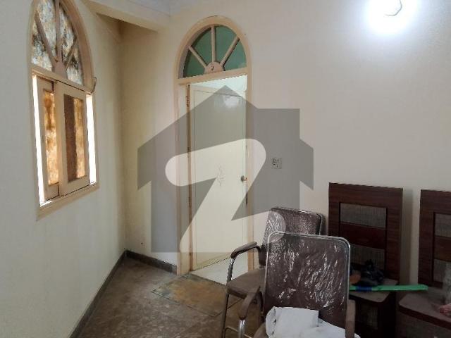Prime Location 1700 Square Feet Flat Up For rent In Darul Aman Society Karachi