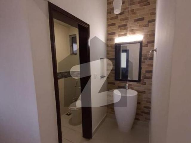 Prime Location 1800 Square Feet Flat For Sale In KDA Scheme 1
