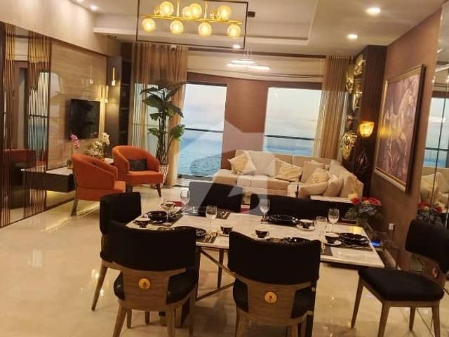Prime Location 1800 Square Feet Flat For sale In Rs. 95000 Only