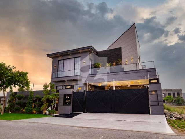 Prime Location 1 Kanal Brand New Furnished House For Sale In DHA Phase 7 Lahore