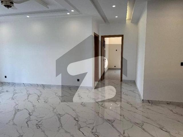 Prime Location 1 Kanal House In D 12 For Sale