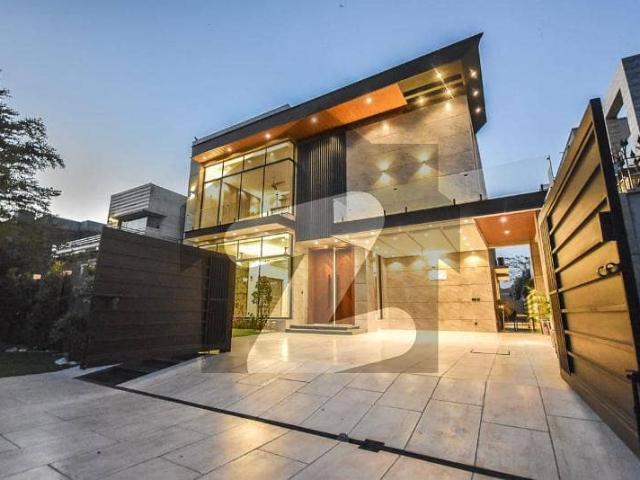 Prime Location 1 Kanal Luxury Bungalow For Sale | DHA Phase 6 | Demand: PKR 9.75 Crore