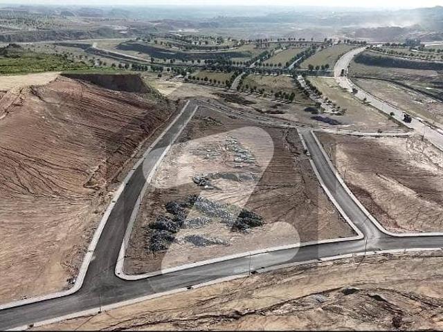 Prime Location 1 Kanal Residential Plot For Sale In DHA 6, B3