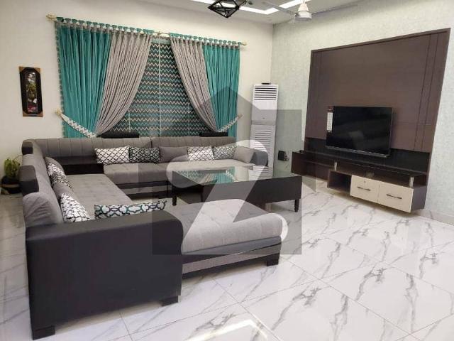Prime Location 1 Kanal Upper Portion Available For Rent in DHA Lahore Phase 2 Block R