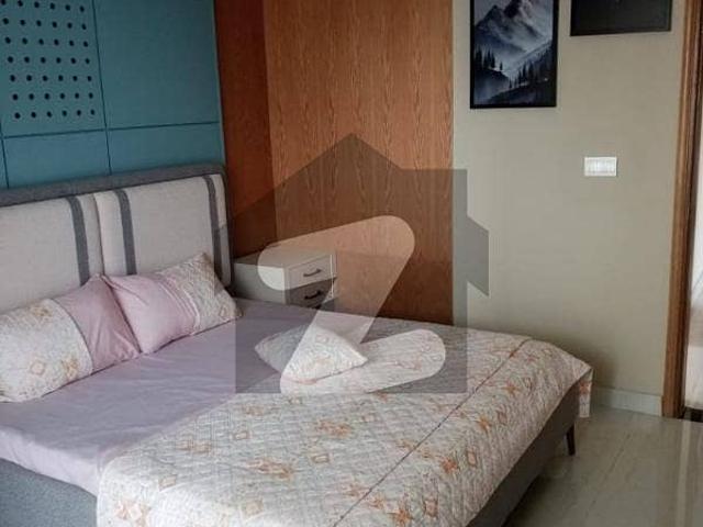 Prime Location 2000 Square Feet Flat Situated In Cosmopolitan Society For Sale