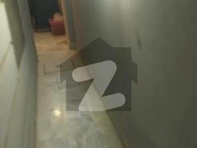 Prime Location 200 Sq.Yd Bungalow For Sale | Londown London Town