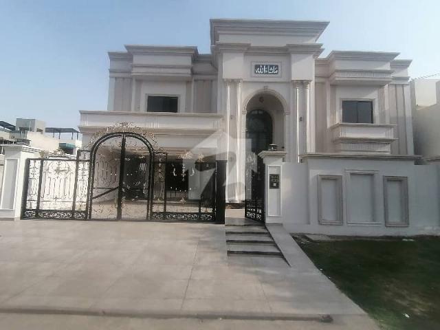 Prime Location 20 Marla House In MDA Co Operative Housing Scheme For Sale At Good Location