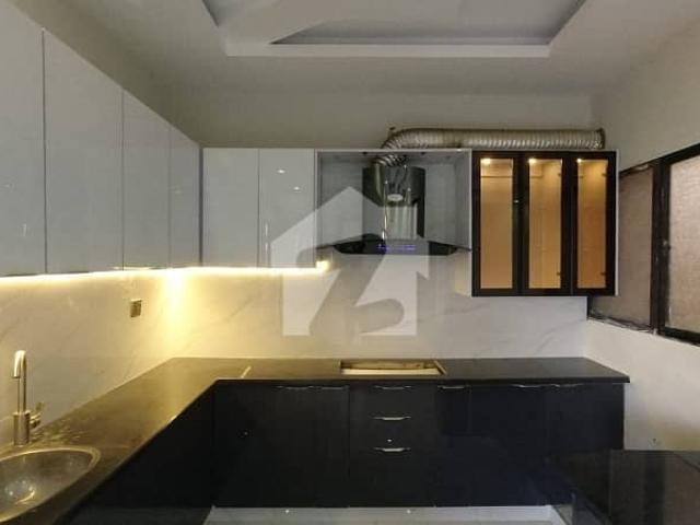 Prime Location 2200 Square Feet Penthouse For sale In Karachi