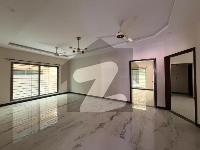 Prime Location 350 Square Yards House In Stunning Navy Housing Scheme Karsaz Is Available For rent Navy Housing Scheme Karsaz
