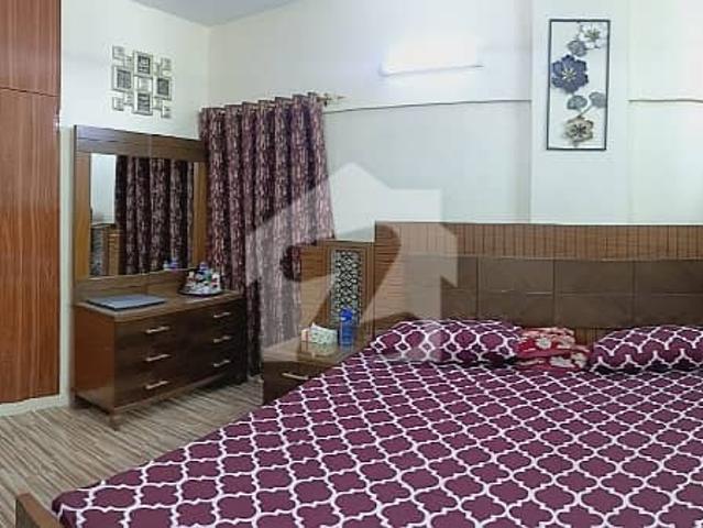 Prime location 3 bdrooms flat for sale in block 13 a, gulshan e iqbal
