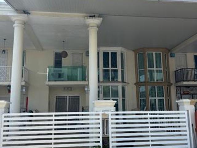 Prime location well maintained 2 storey terrace house for rent