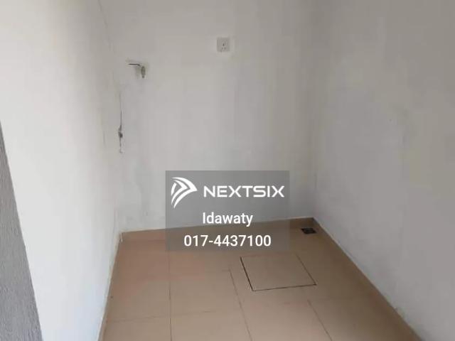 Prime Location, Well Maintained, Extended & Renovated