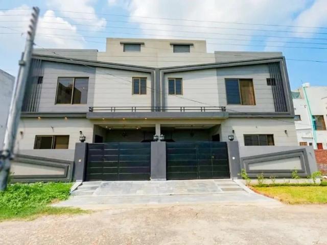 Prime Location Zain Residencia House Sized 3 Marla Is Available Lahore Ferozepur Road ID 97554