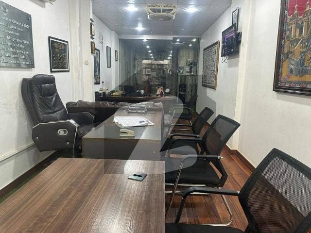 Prime Location Affordable Shop For sale In Bukhari Commercial Area