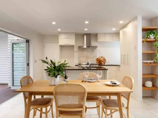 Prime Location, Ample Space: Urban Convenience.