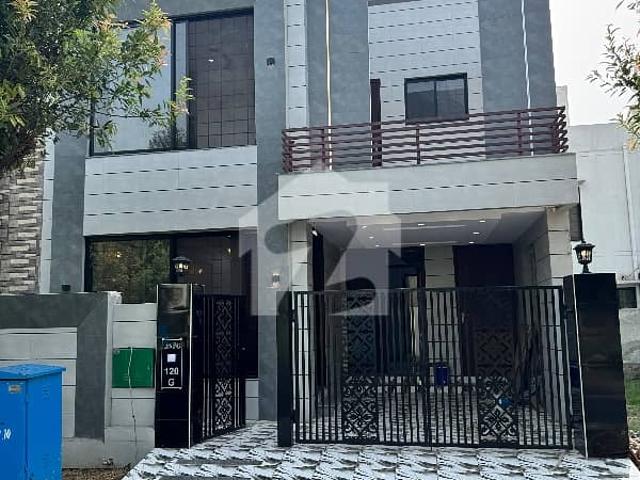 Prime Location Bahria Orchard House For Sale Sized 5 Marla
