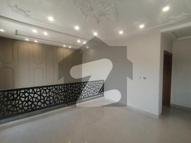 Prime Location Buch Executive Villas House Sized 5 Marla For sale Buch Executive Villas