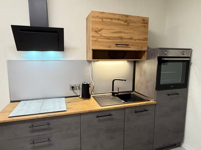 prime location centrally located|WIFI|NETFLIX Awesome apartment in Hannover, Hannover Amsterdam Apartments for Rent